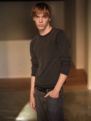 James De Ruvo